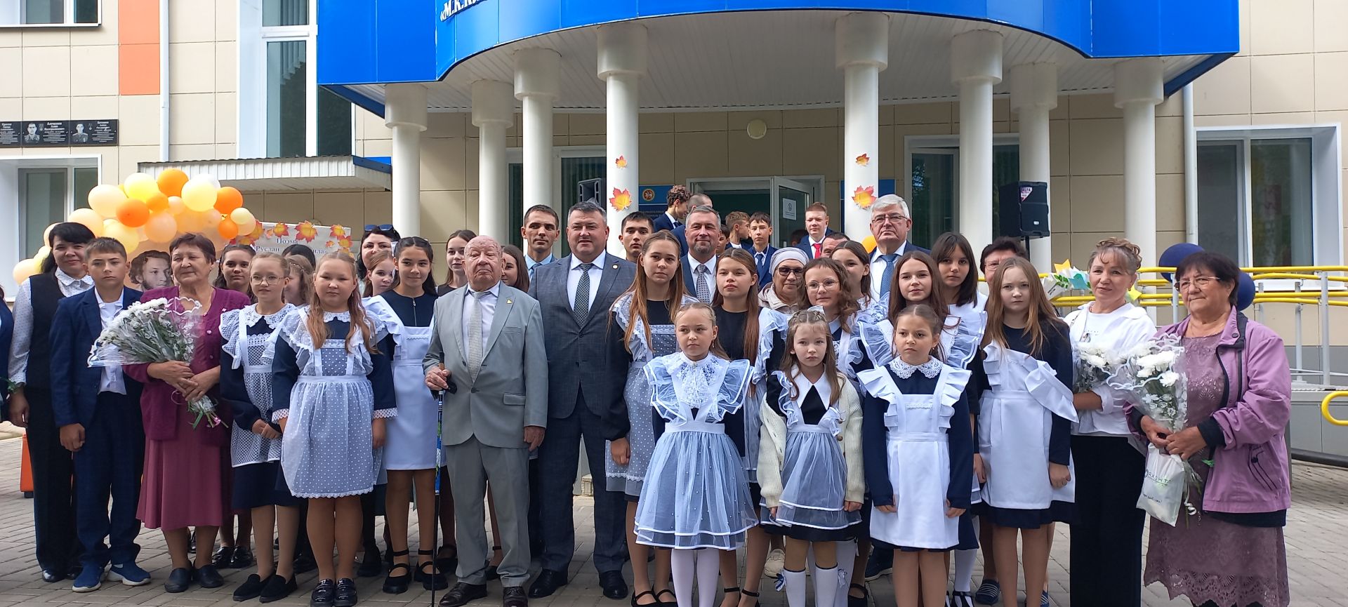 Иске Тәрбиттә кунаклар да шактый иде