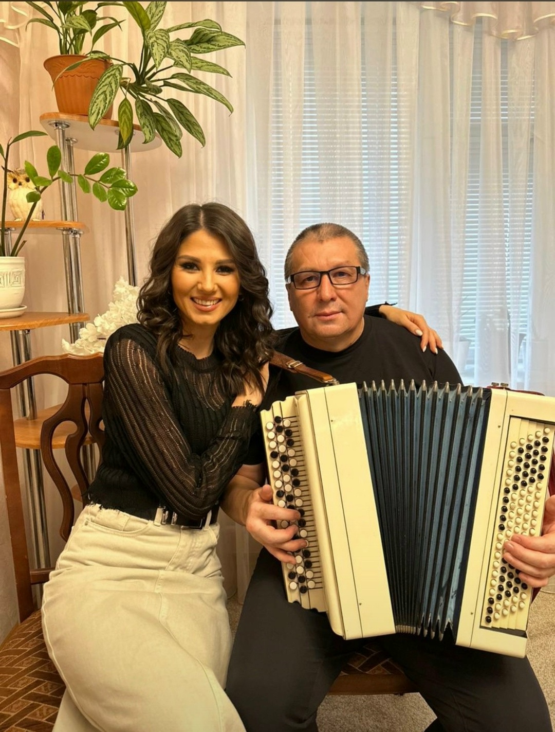 Алина Давыдова әтисе белән