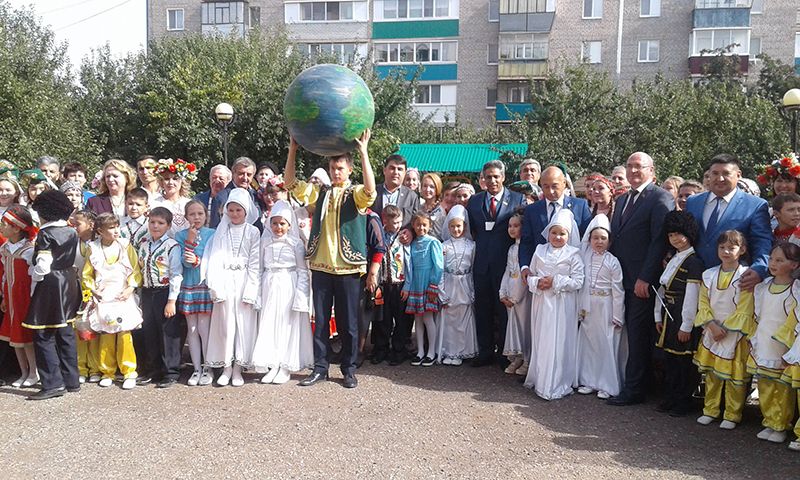 Фоторепортаж с открытия Дома дружбы народов в Азнакаево