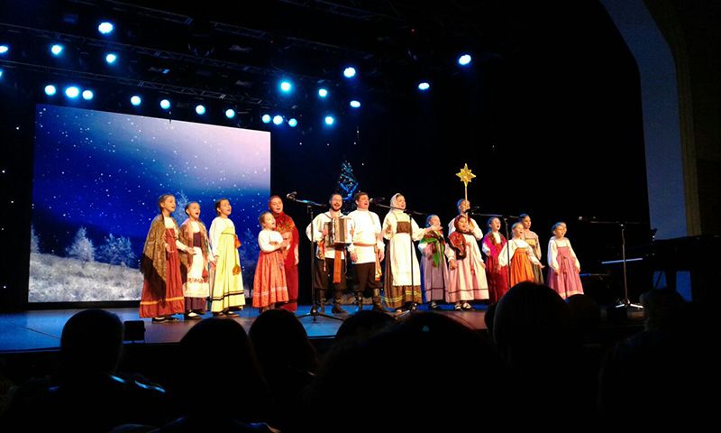 Ансамбль «Бермянчек» поздравил казанцев с Рождеством