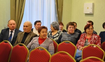 Фоторепортаж с конференции в честь 10-летия издания Нового Завета на кряшенском языке