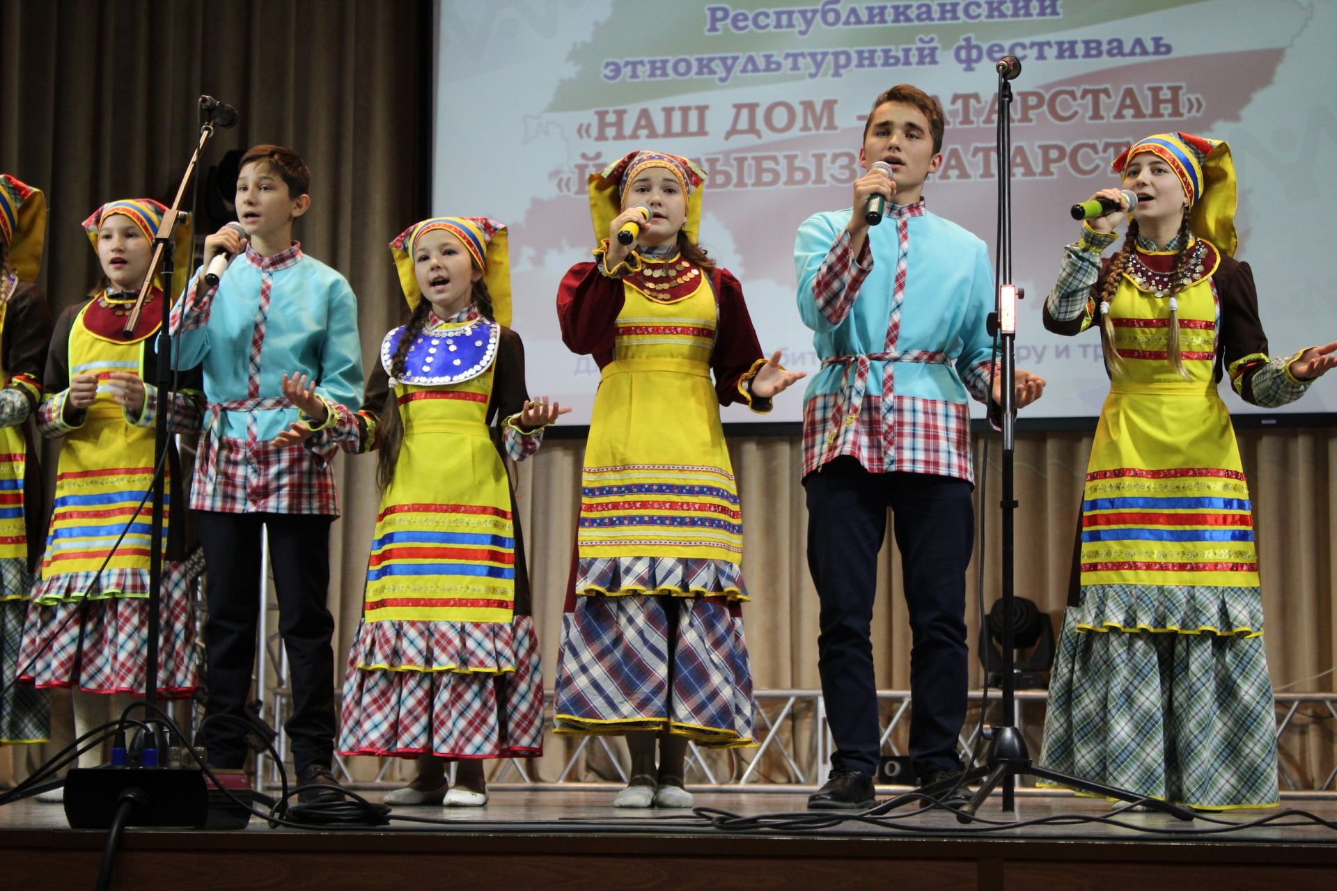 Керәшен коллективлары “Безнең йорт - Татарстан” фестивалендә чыгыш ясады