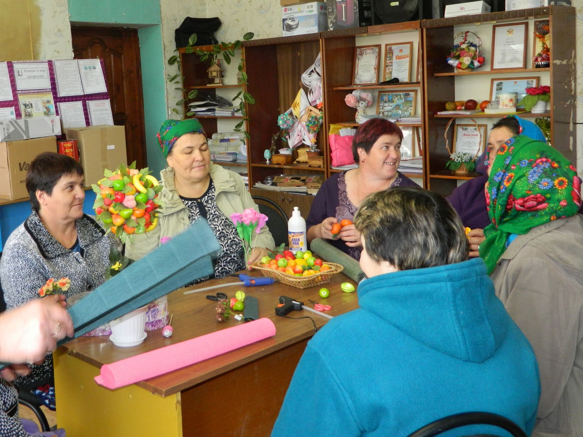 В деревне Ковали выявили лучших рукодельниц