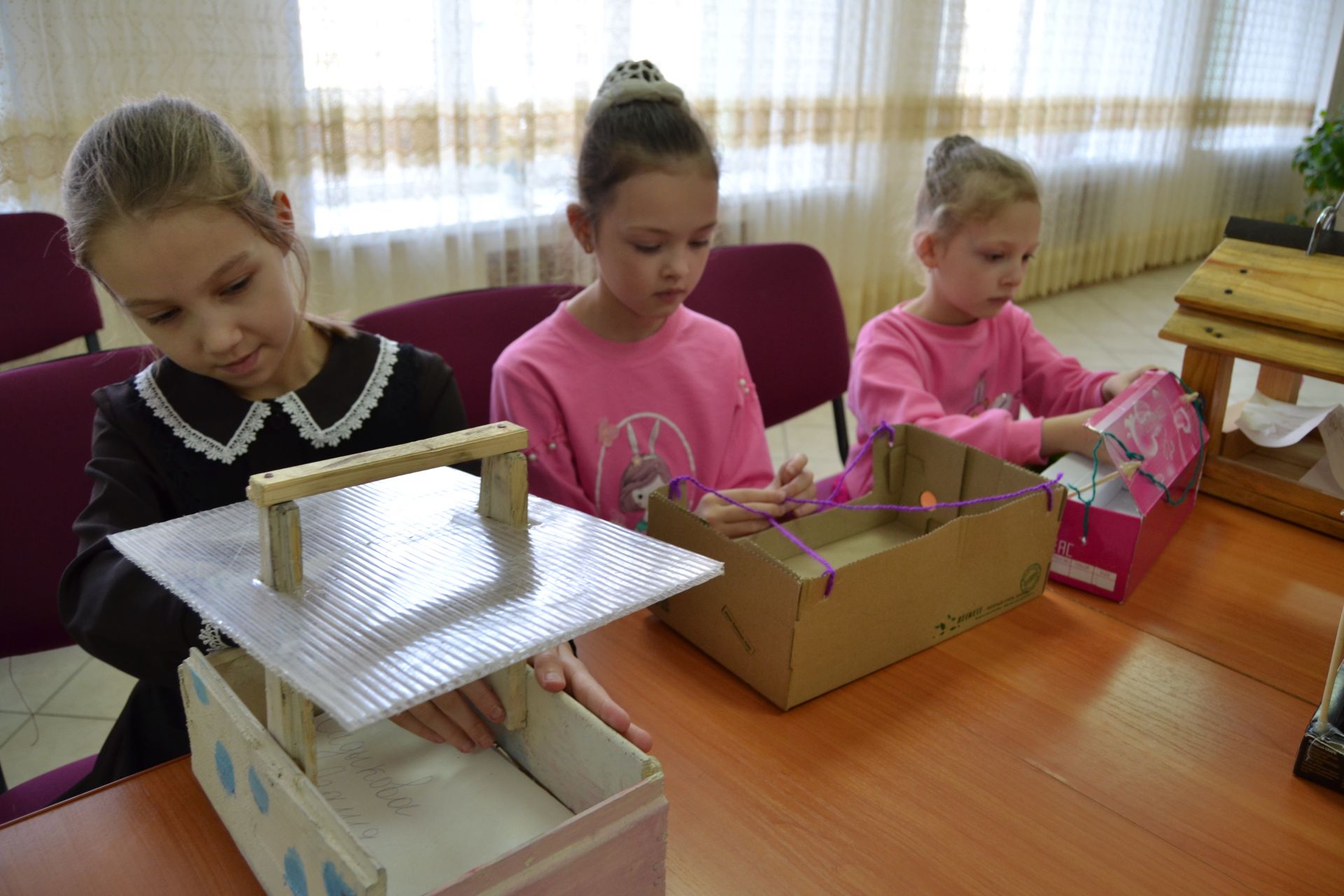 В посёлке Татарстан отметили “Синичкин день”