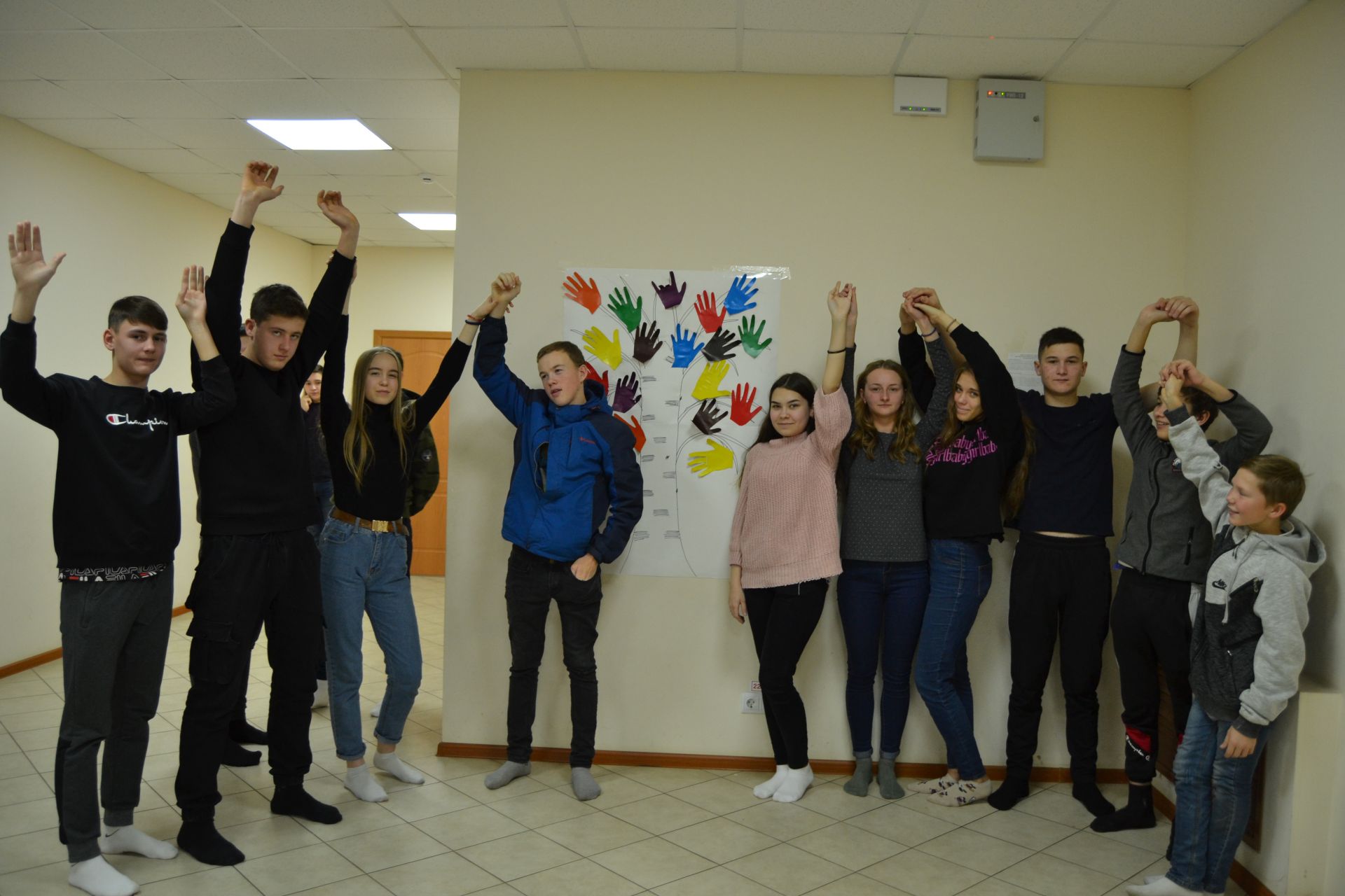 В посёлке Татарстан украсили «Дерево толерантности»