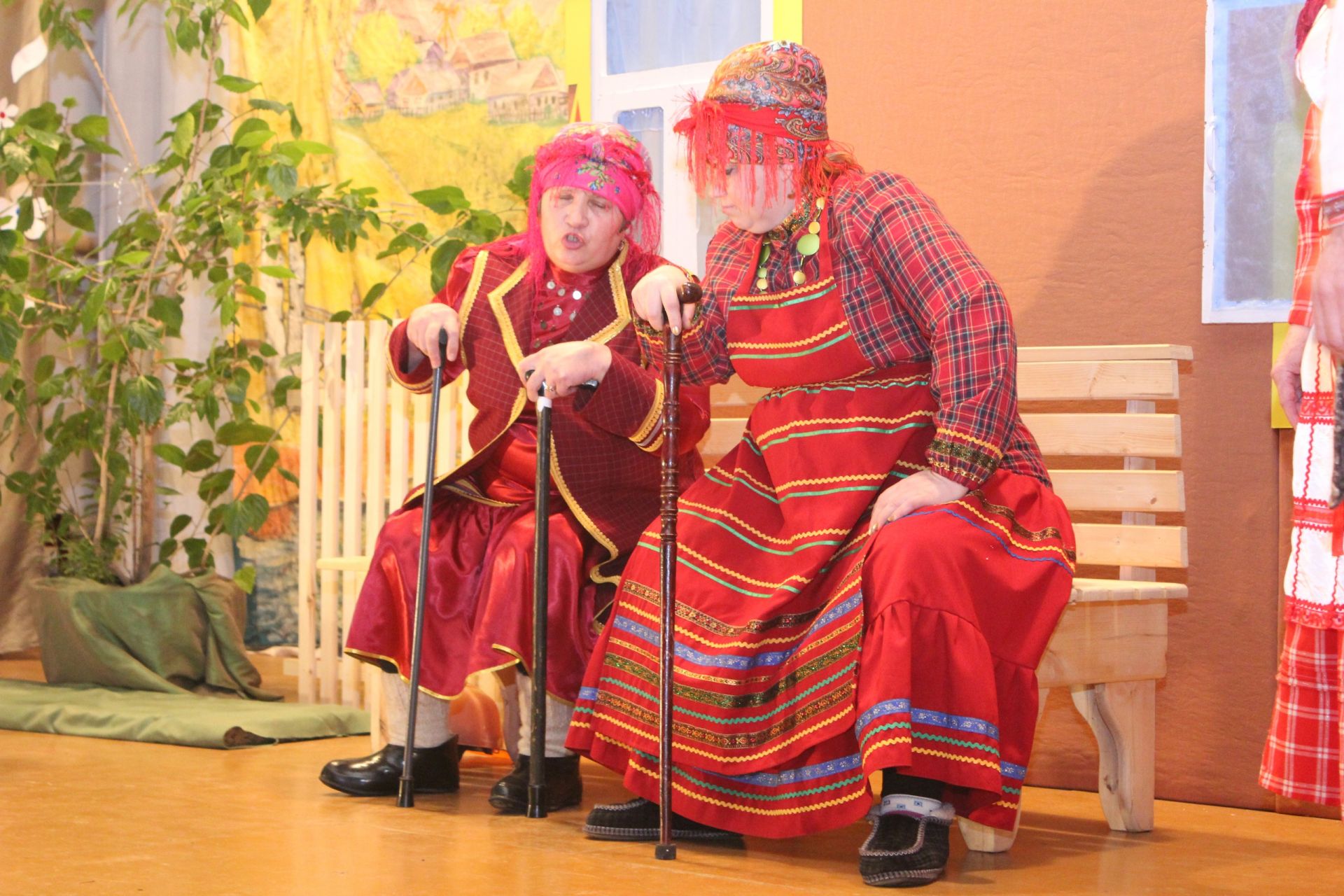 Сарсаз Баграж авылында легендар спектакльне сәхнәләштерделәр фото