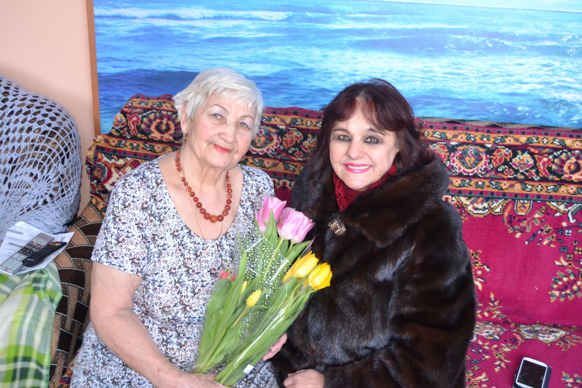 В посёлке совхоз Татарстан провели акцию «Дарите женщинам цветы» ФОТО