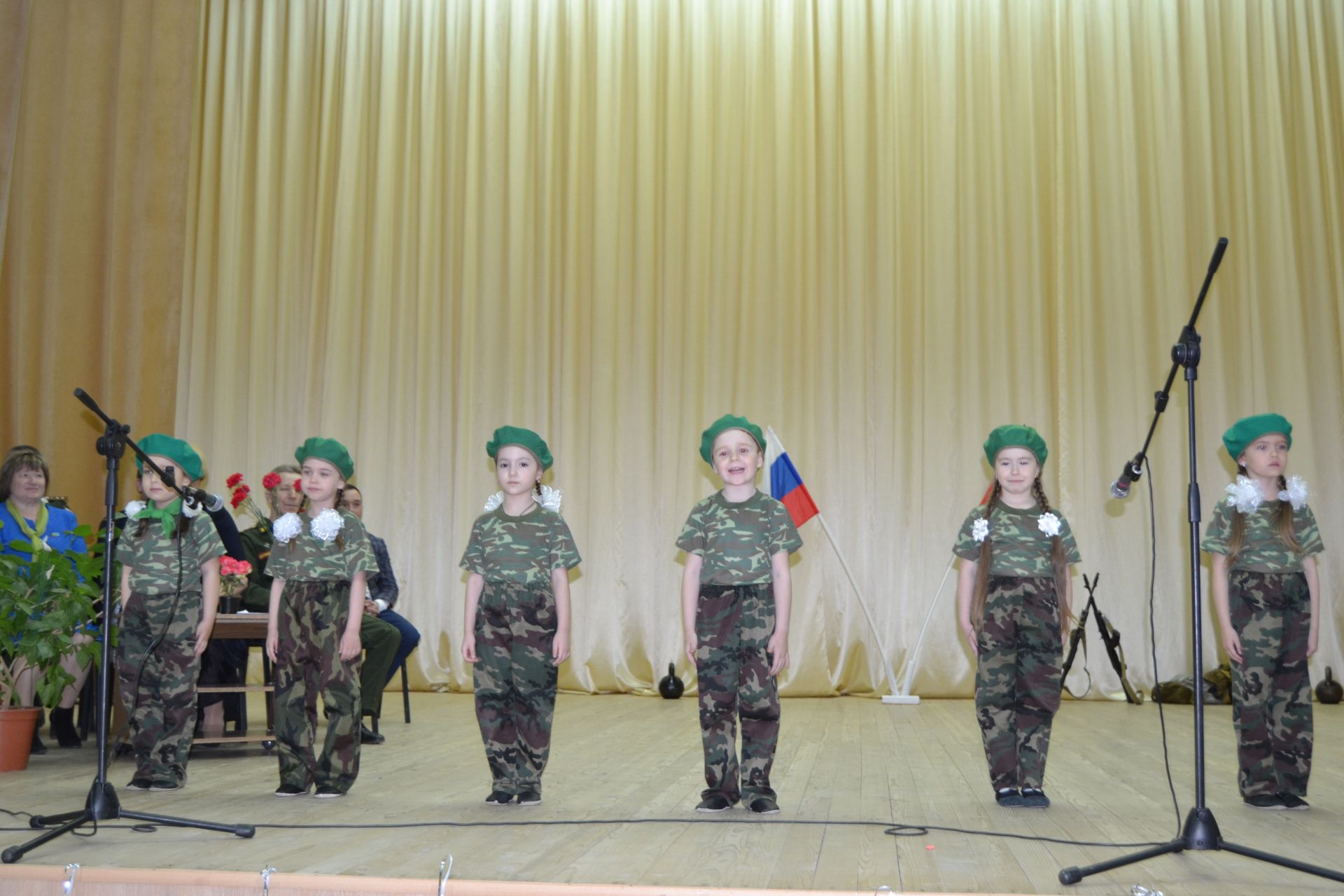 В посёлке Татарстан прошёл праздник «Служу России»