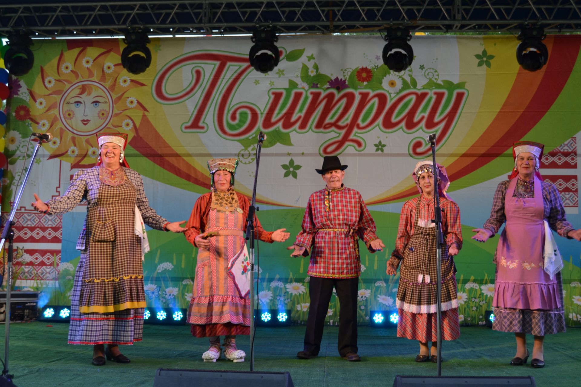 На празднике “Питрау” в Кашка-Тау Заинского района приняли участие  кряшенские фольклорные коллективы из близлежащих районов Республики