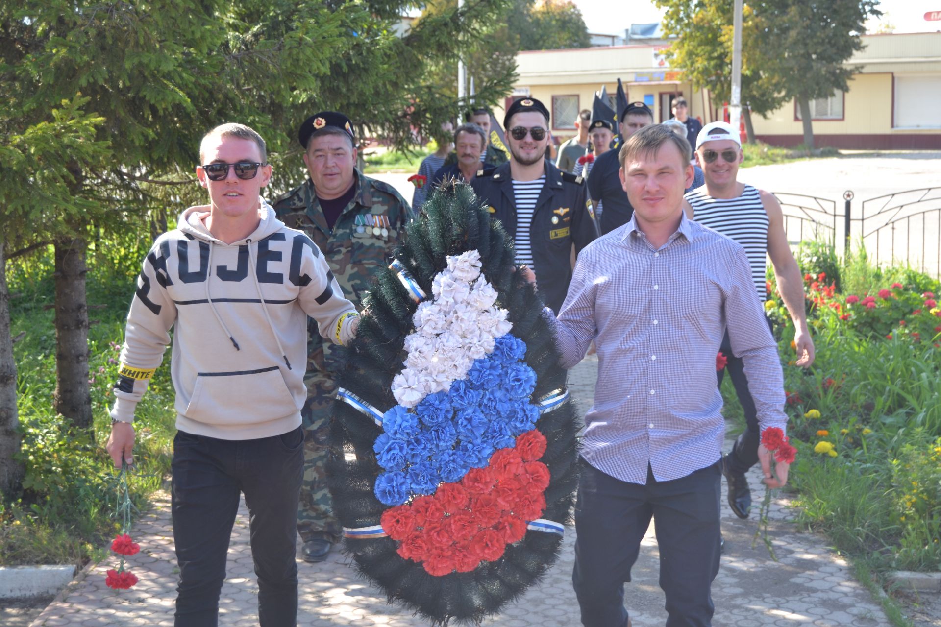 В селе Князево организовали встречу  с ветеранами  танковых  войск «Броня крепка и танки наши быстры»