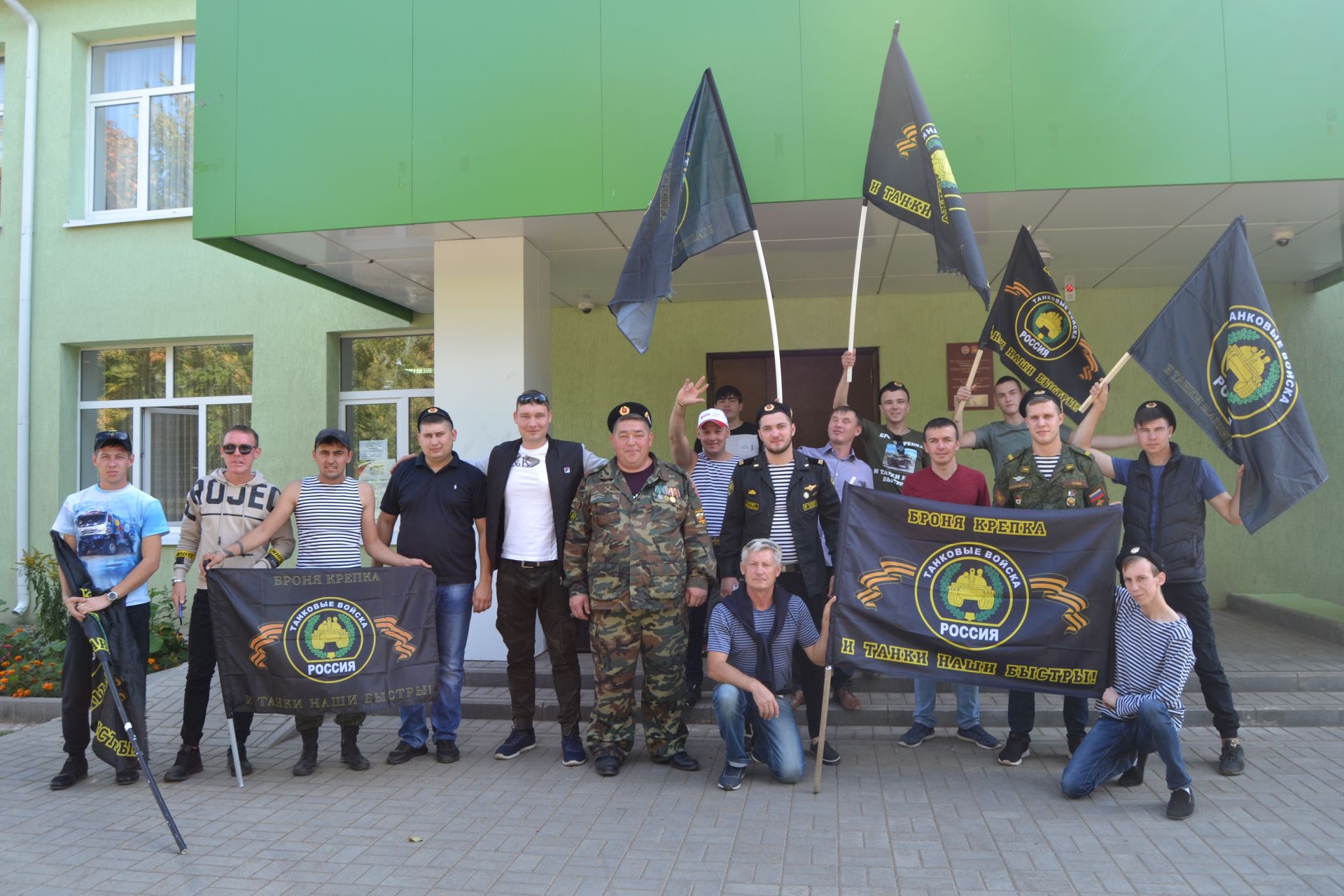 В селе Князево организовали встречу  с ветеранами  танковых  войск «Броня крепка и танки наши быстры»