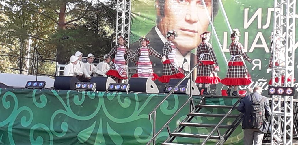 "Питрау" балалар коллективы Илһам Шакировка багышланган фестивальдә катнашты