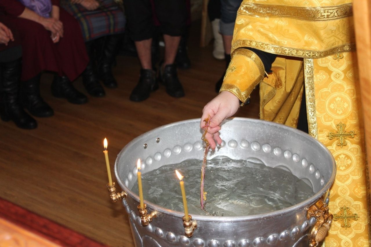 Впервые в набережночелнинском кряшенском приходе прошло таинство крещения