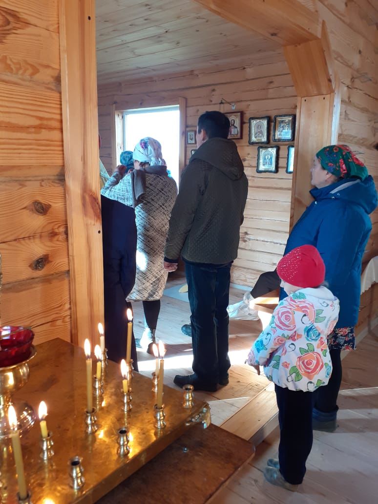 Колышчы авылында Покрау алдыннан литургия узган