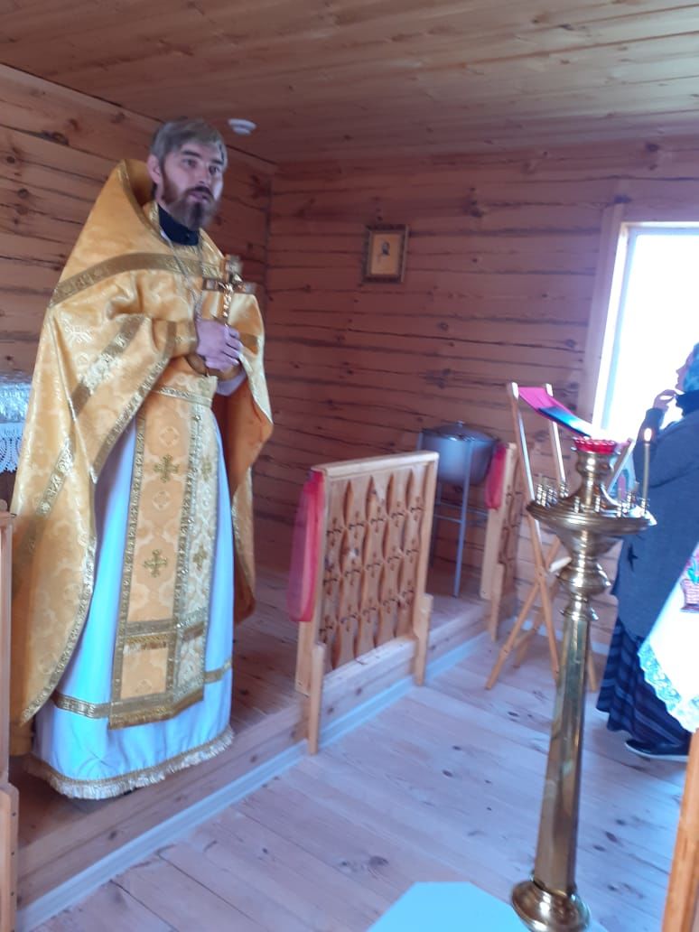 Колышчы авылында Покрау алдыннан литургия узган