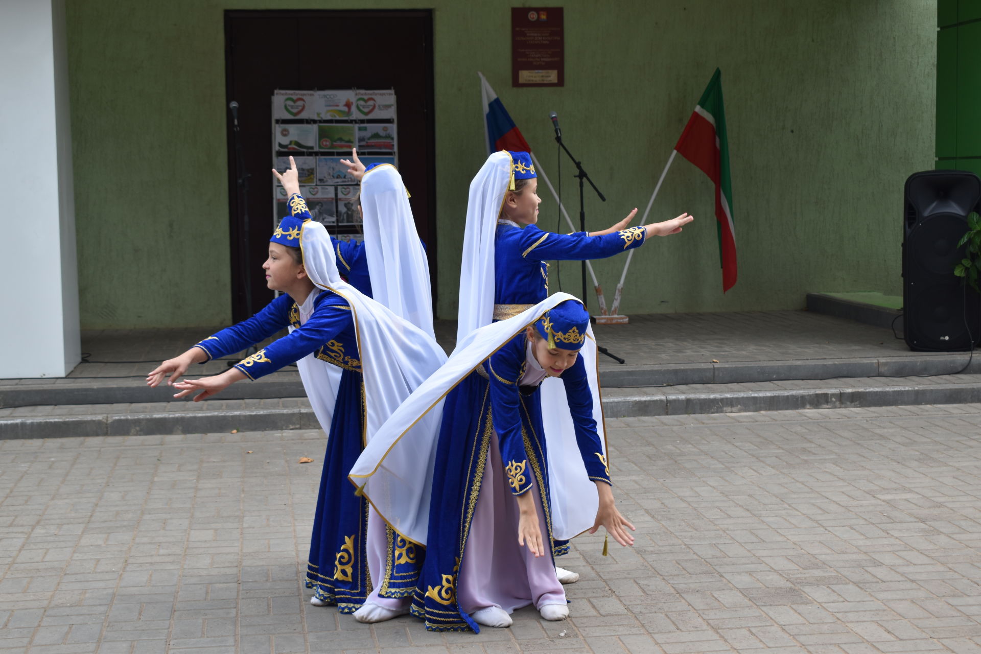 В поселке Татарстан состоялся VIII фестиваль дружбы народов "Татарстан - наш общий дом"