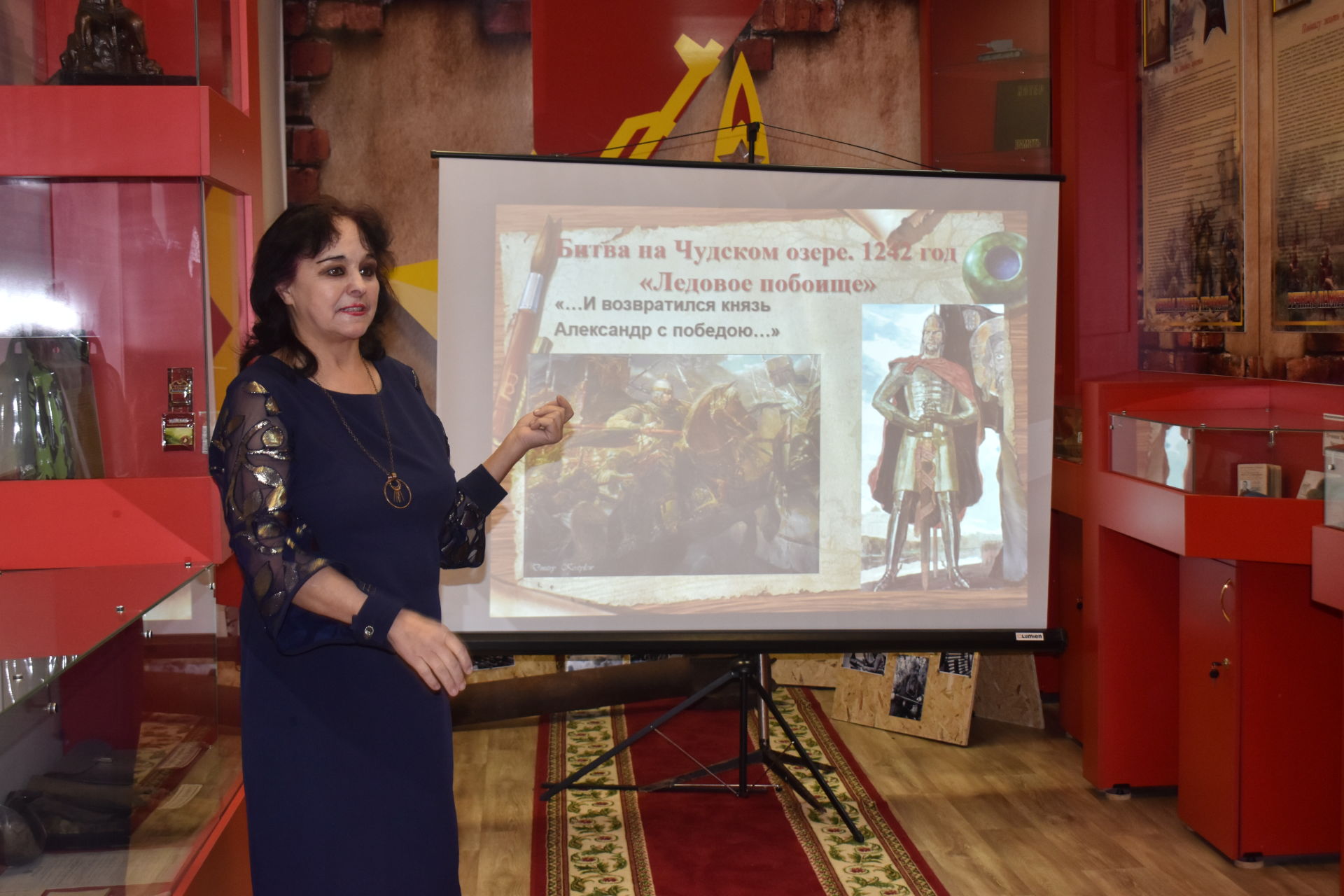 В поселке Татарстан прошел патриотический час, посвященный Дню героев Отечества