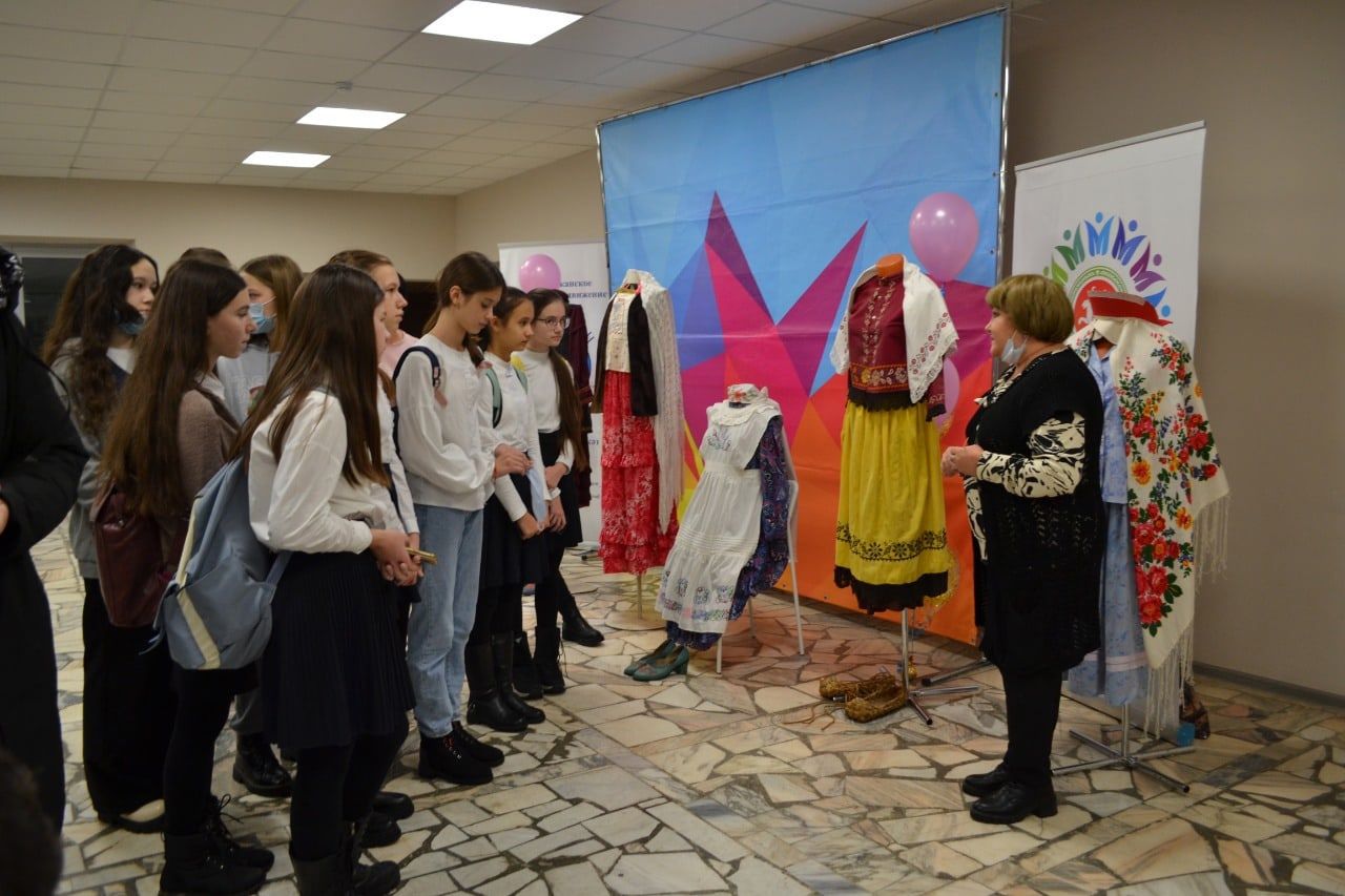В «показе мод» в селе Ленино-Кокушкино продемонстрировали кряшенские костюмы