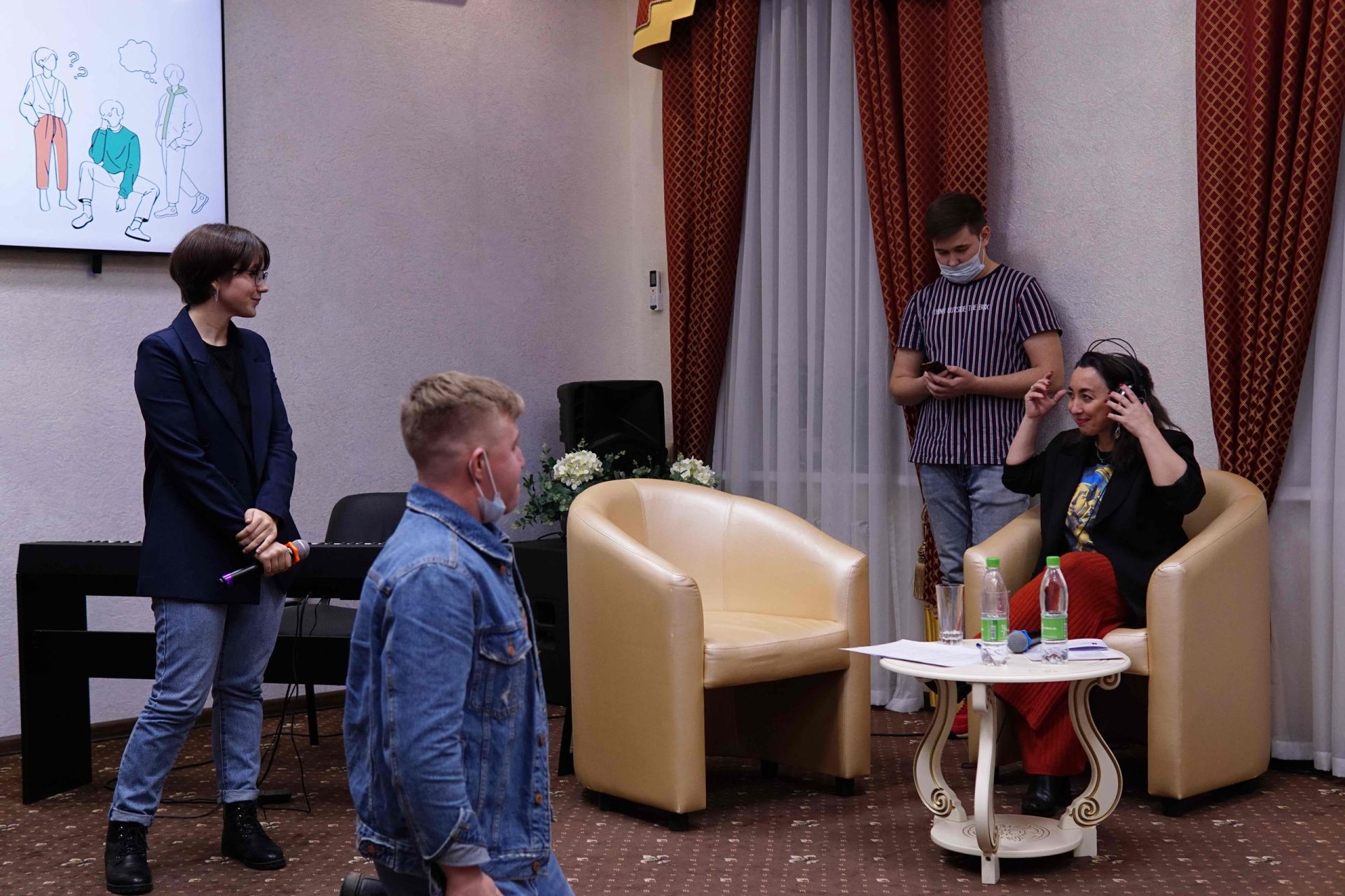 Я.Емельянов исемендәге мәдәни үзәктә Луиза Янсуарның иҗат кичәсе булды - фоторепортаж