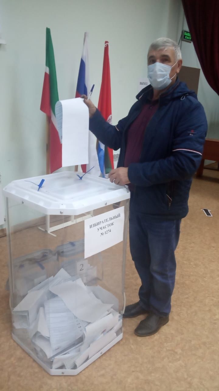 Сотрудники Культурного центра имени Якова Емельянова проголосовали на выборах