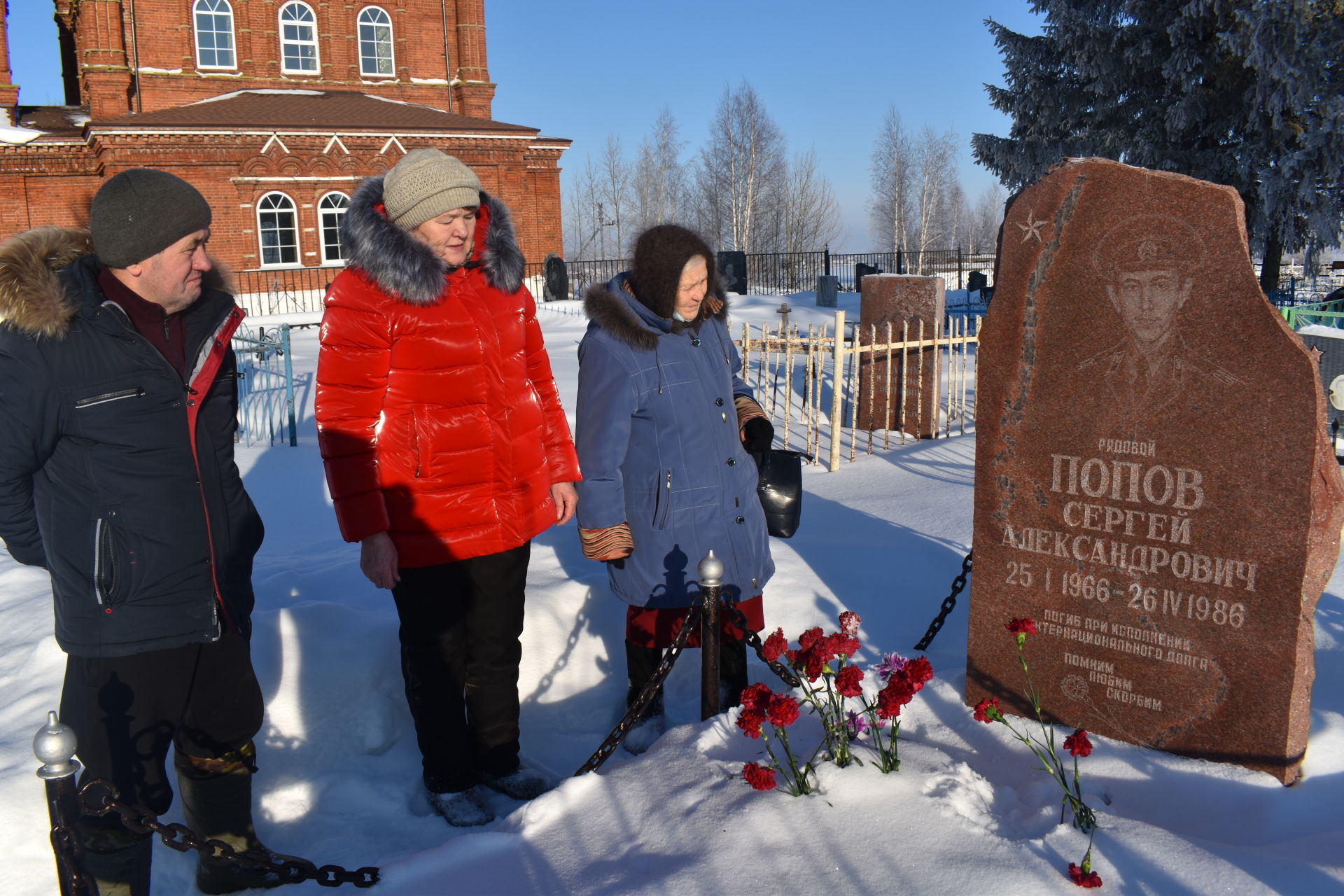 В поселке Татарстан прошел урок памяти в честь дня рождения Сергея Попова, погибшего в Афганистане