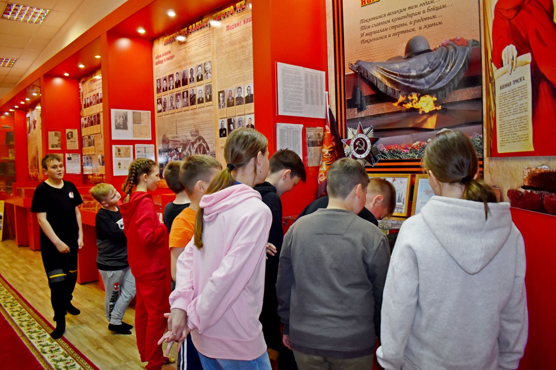 В поселке Татарстан прошла экскурсия в музей боевой славы «Патриот»