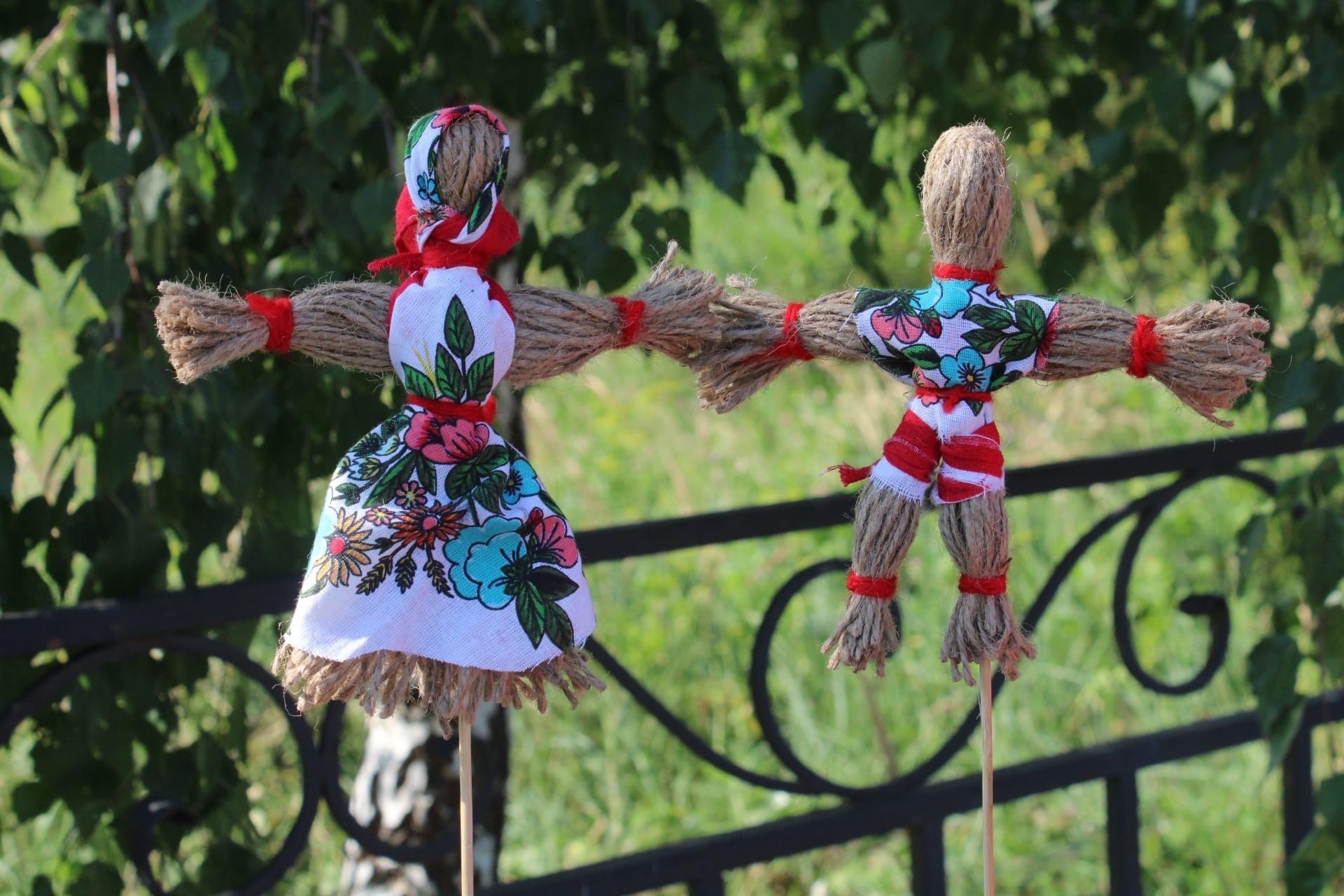 В Мунайкинском клубе возродили традицию изготавливать куклы-обереги