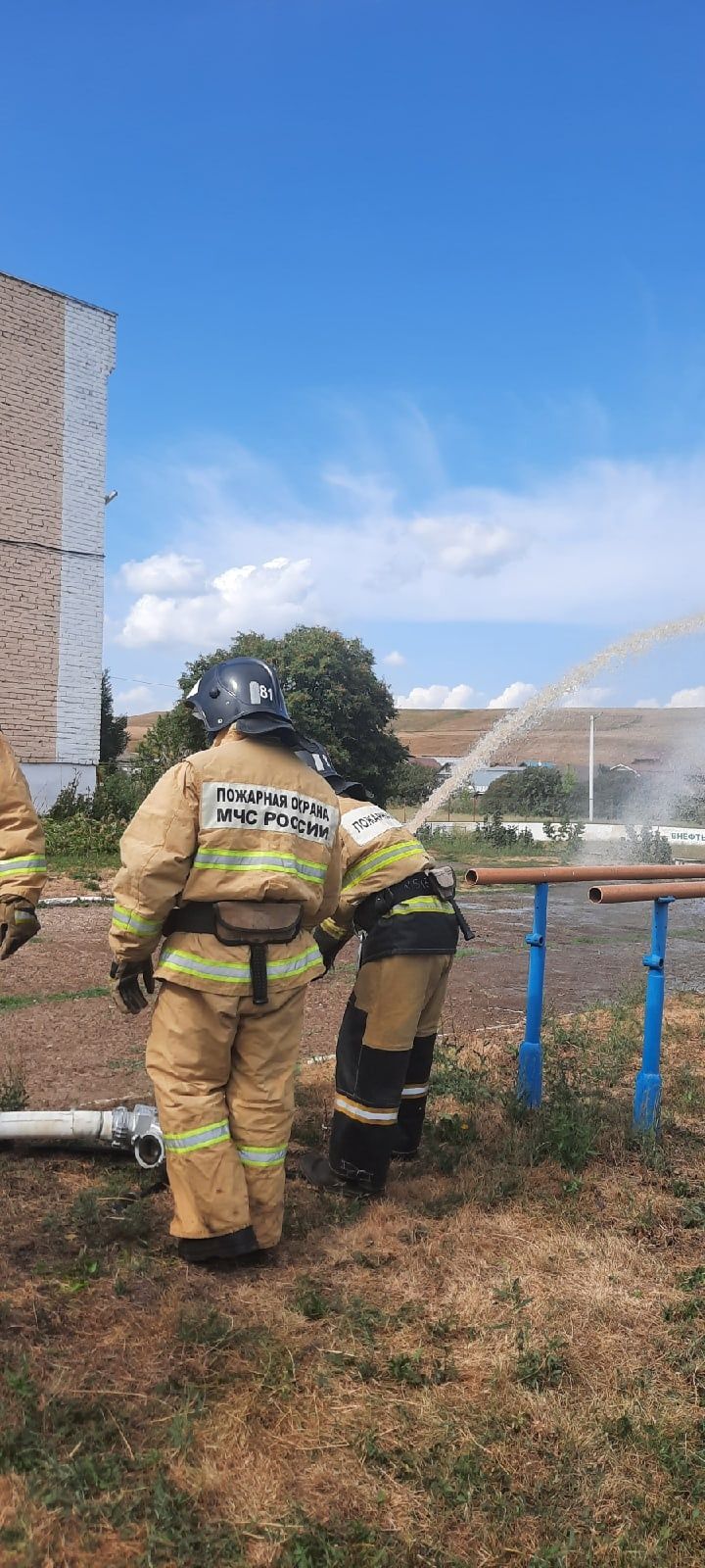 В Савалеевской школе прошли учения по пожарной безопасности