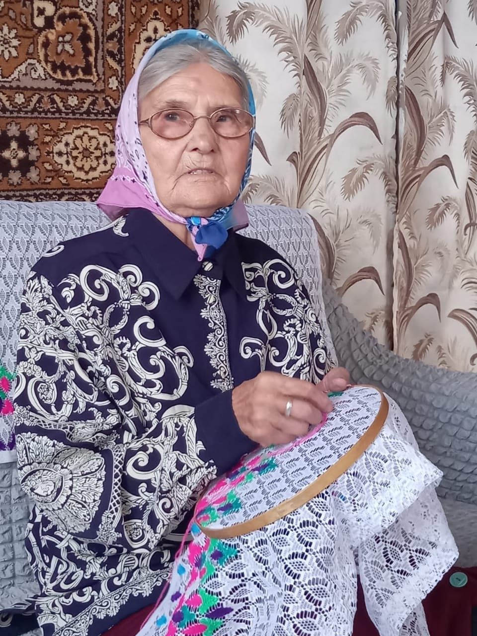 Мария Спатлова: «Матурлыгын күргәч, тагын да тырышып чигәсе килә»