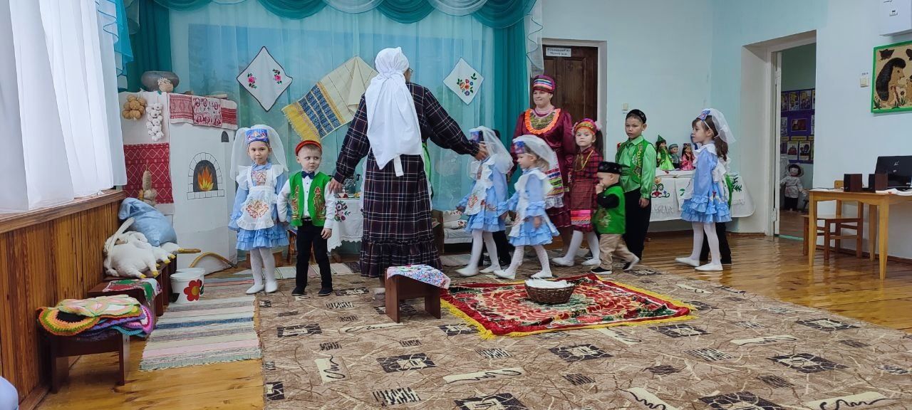 Югары Субаш авылының балалар бакчасында милли тәрбия
