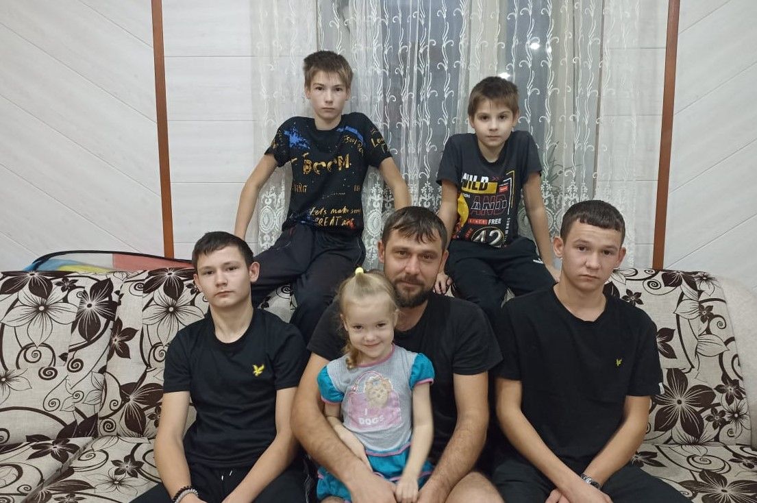 Кукмара ягыннан Вячеслав Иванов 5 балага һәм хатыны Надеждага тормышта олы терәк