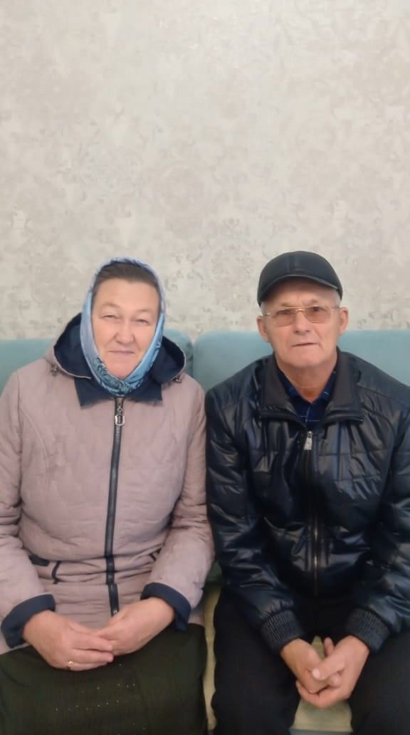 Югары Әрнәштән Григорьевлар тормышка үз осталыклары белән матурлык өстәп яшиләр