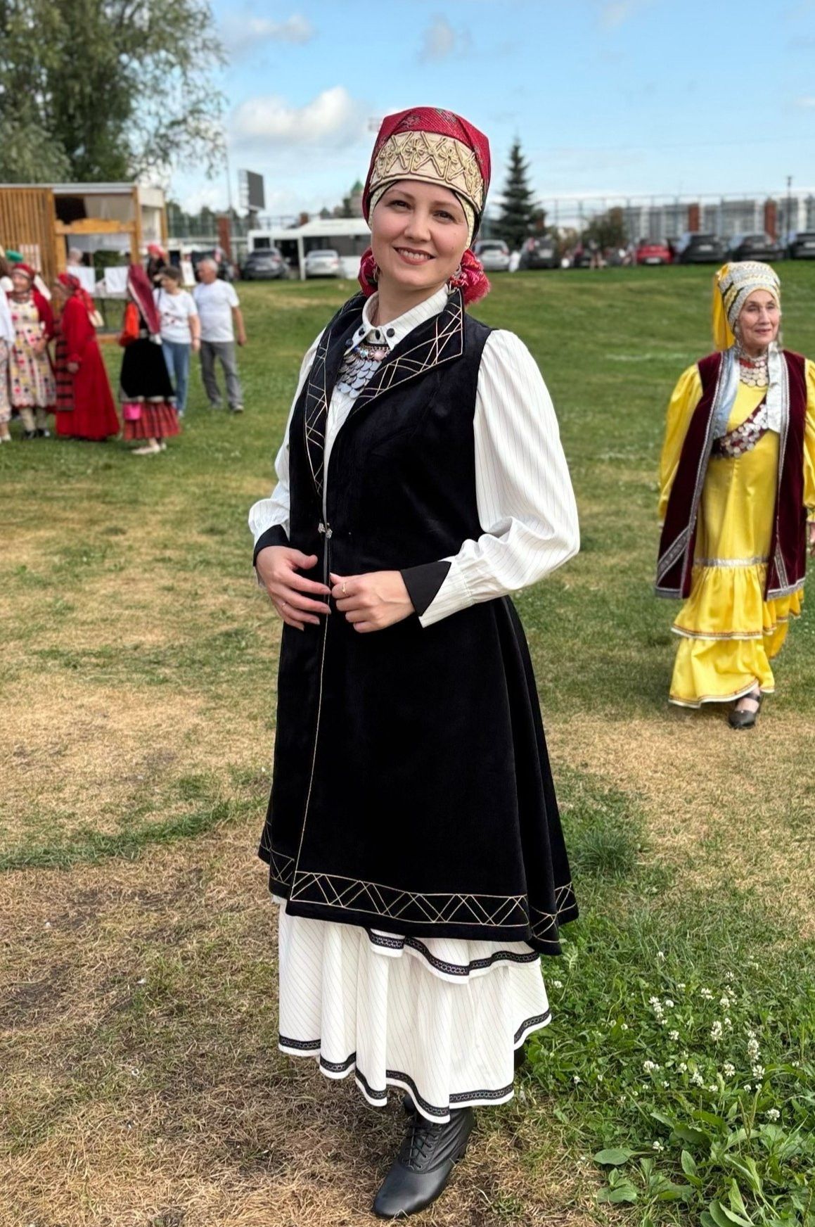 «Сүрәкә»нең заманча сәхнә киеме иске өлге буенча тегелгән