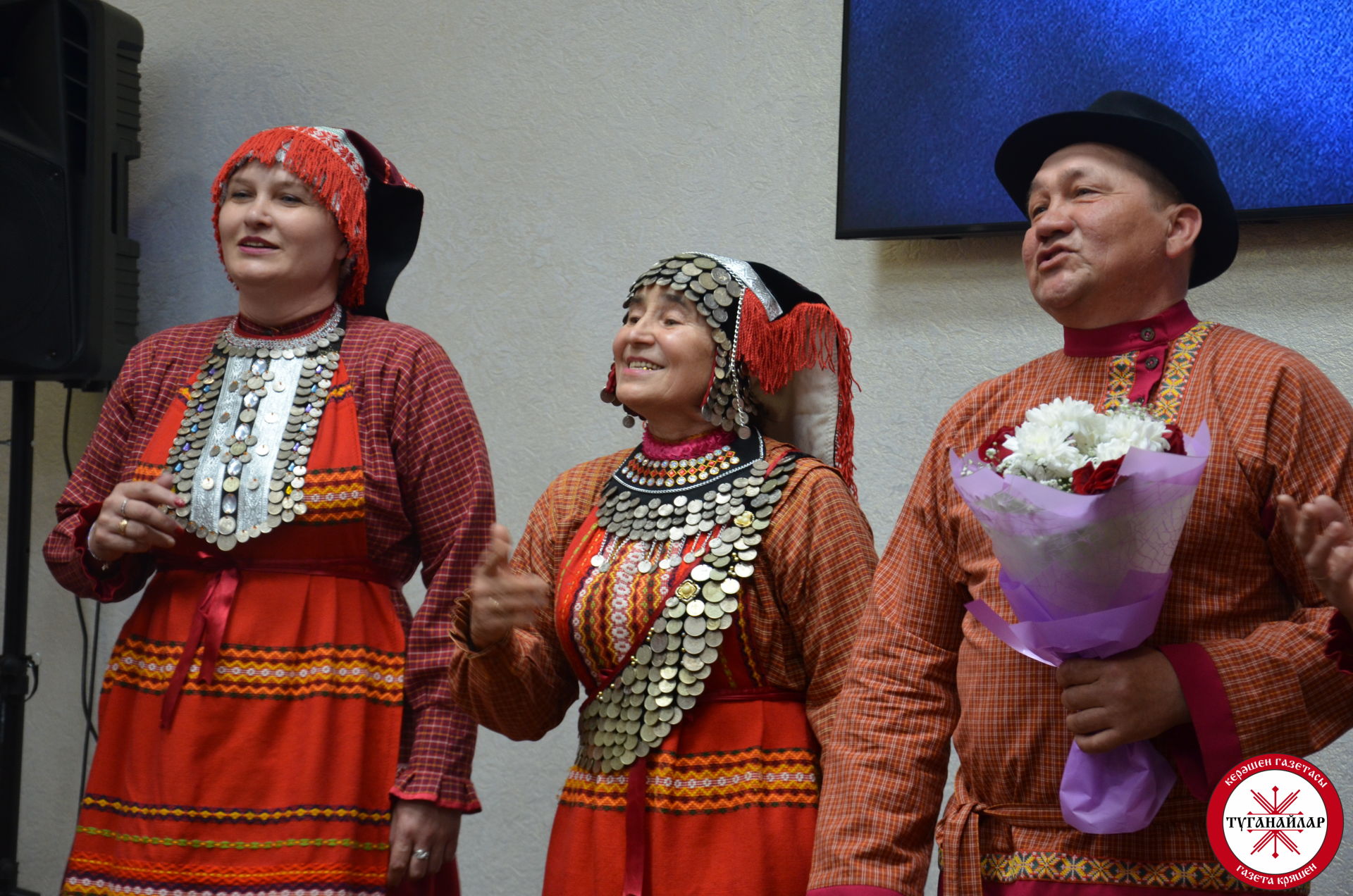 Татарстанның халык артисты Лена Бичаринаның юбилей кичәсеннән фоторепортаж