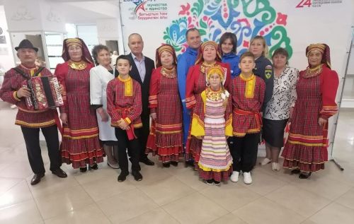 Төги авылыннан Аркадьевлар гаиләсе фестивальдә катнашып, уңыш яуладылар