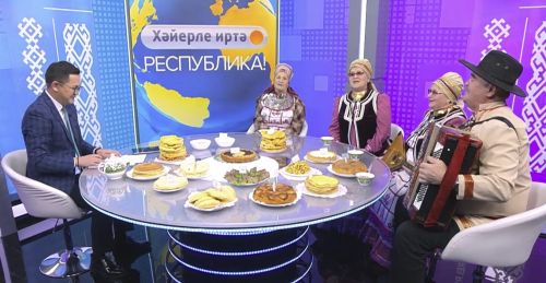 Башкортстанның «Сөнәкәй» ансамбле солистлары телетапшыруда керәшеннәр белән таныштырды