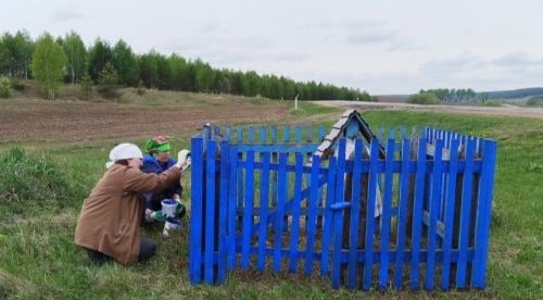 Мария Петрова Дүсмәт авылында үле ашларын үткәргәндәге йола турында сөйләде