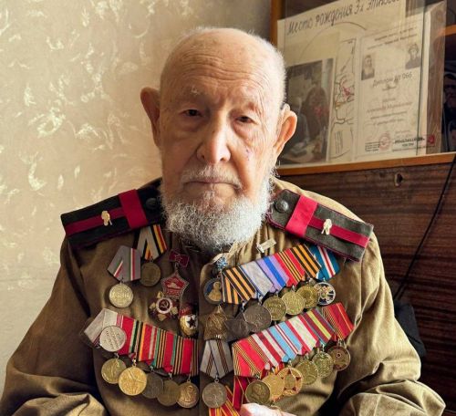 Рейхстаг дивары «Малов» фамилиясен бүген дә саклый