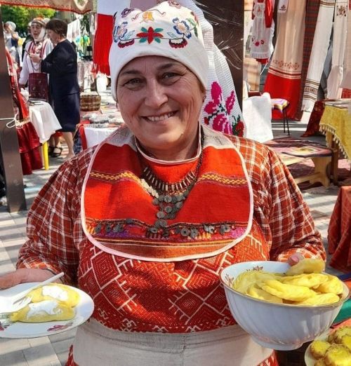 Лариса Кузнецова: «Элгәреге «Шуя» гармуны, киндер күлмәк - гаиләм мирасы»