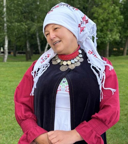 Лариса Кибякова үз якларындагы кызыклы такмаклар белән таныштырды