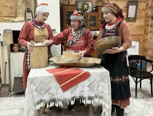 Түбән Камадан Василиса Степанова фото-конкурста керәшен культурасын күрсәтте