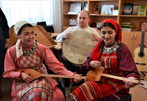Керәшеннәр яратып уйнаган халык музыка уен кораллары
