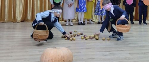 Олы Тәрбиттә «Көзге бал» әдәби-музыкаль кичәсе узды