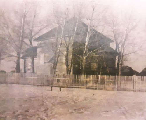 Фотода - гасыр йөзе. Иске Мәлкән авылы чиркәве тарихы