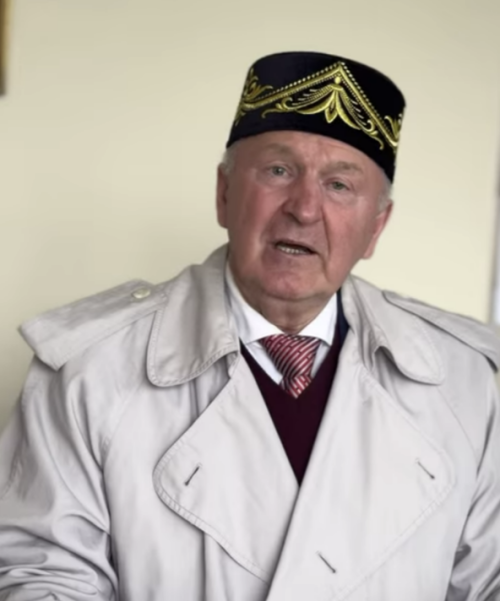 ВИДЕО: Татарстанның халык артисты Рәшит Сабиров Георгий Ибушев шигырен укый
