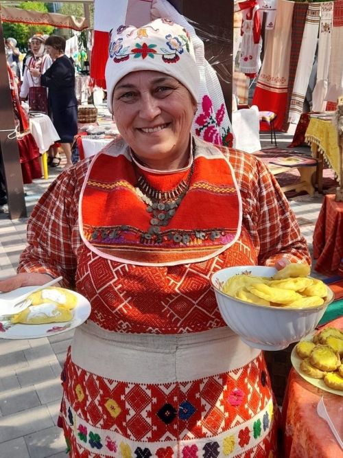 Лариса Кузнецова: «Элгәреге «Шуя» гармуны, киндер күлмәк - гаиләм мирасы»