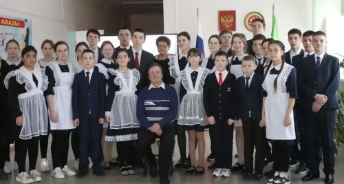 Усали урта мәктәбендә Георгий Ибушев белән кызыклы очрашу узды