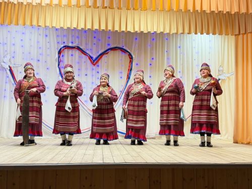 «Еллык эшкә йомгак һәм сәнгать күргәзмәсе»: Олы Шүрнәк авылында мәдәни бәйрәм булды