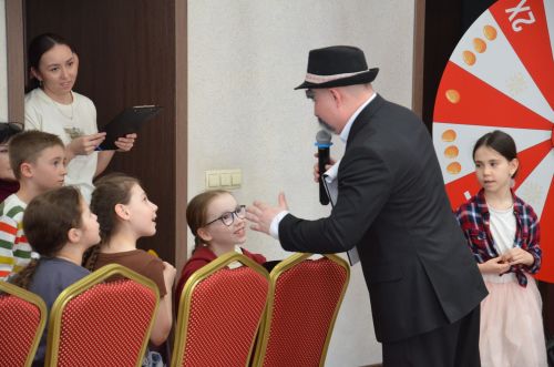 «Олы көн — Җакты бәйрәм»: Җәкәү йортында балалар өчен бәйрәм булды