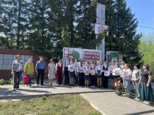 Яңа Усыдан Бөек Ватан сугышында катнашкан Николай Петров турында истәлекләр
